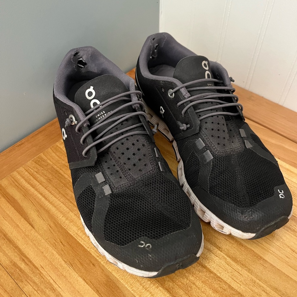 On Cloud Running Shoes Black Size 7 Women’s